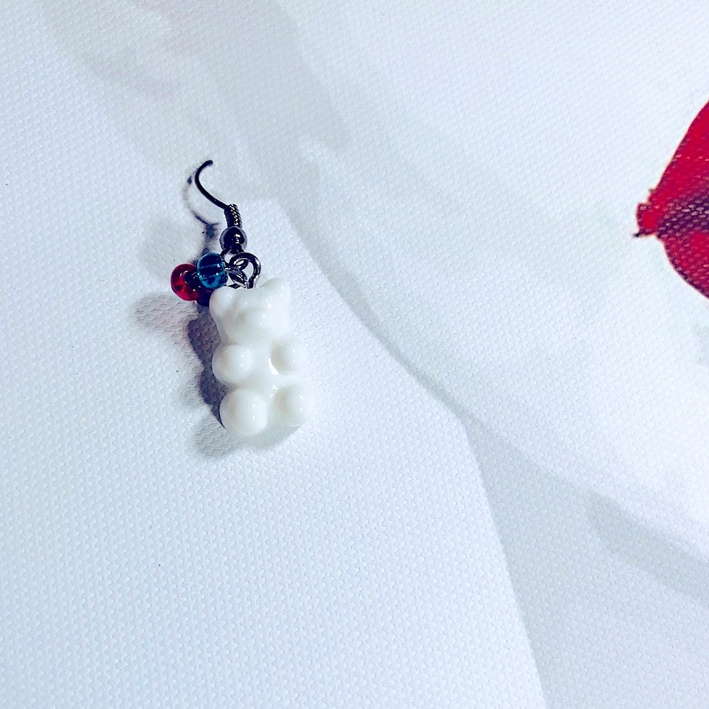 Super Cute White Resin Gummy Bear Earrings